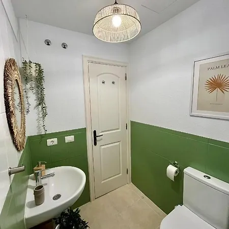 Cozy Two-bedrooms With Big Terrace And Ocean View