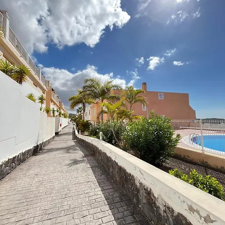 Cozy Two-bedrooms With Big Terrace And Ocean View