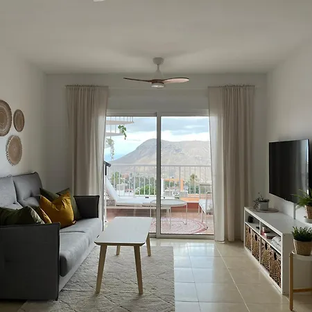 Cozy Two-bedrooms With Big Terrace And Ocean View 公寓